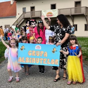 Balul Personajelor din Povești