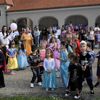 Balul Personajelor din Povești